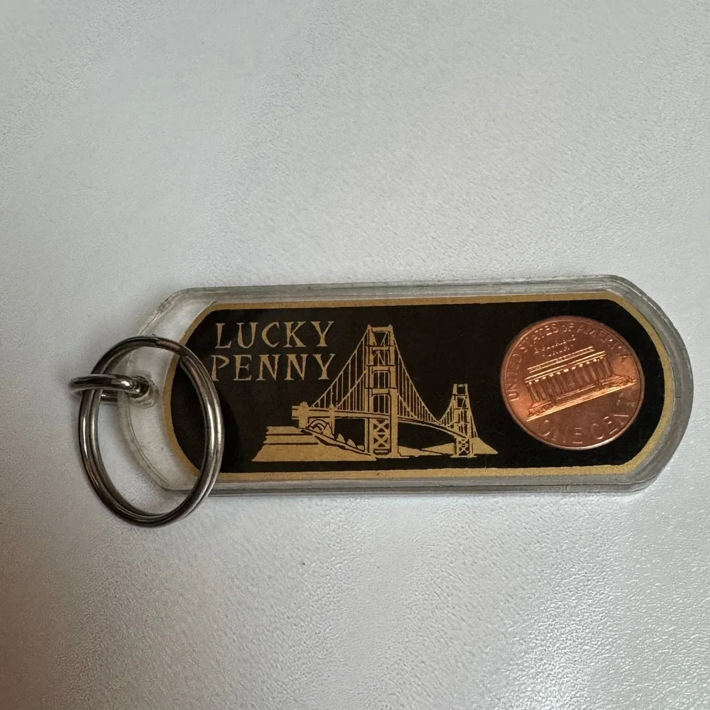 San Francisco Cable Car Lucky Penny Keychain‎ Golden Gate Bridge Souvenir